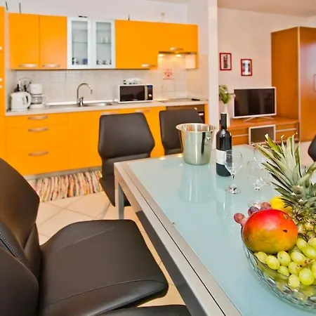 Amazing Sea View 6 P Apartment *