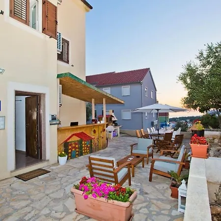 Apartman Amazing Sea View 6 P *