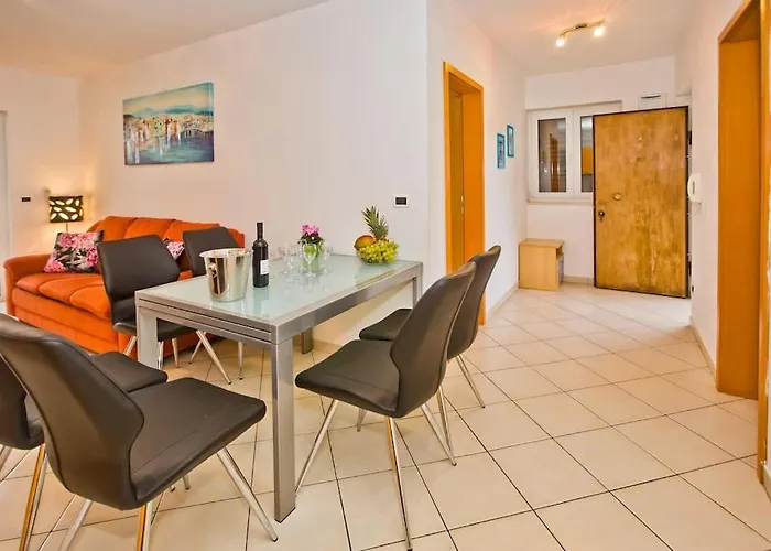 Amazing Sea View 6 P