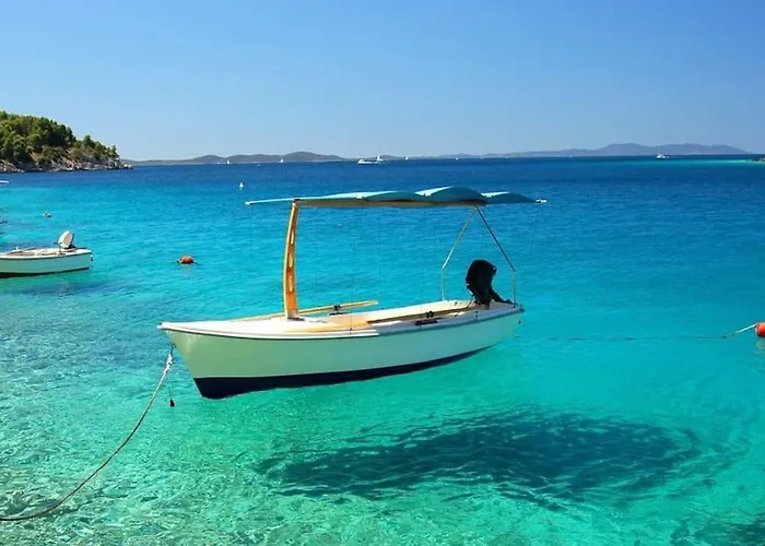 Amazing Sea View 6 P * Hvar Town