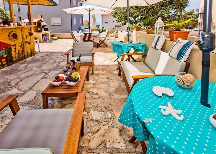 Amazing Sea View 6 P * Hvar Town