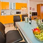 Amazing Sea View 6 P Appartement *